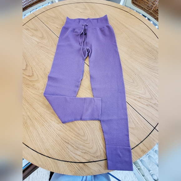 Victorias‎ Secret Pink Active Pants - Picture 1 of 8